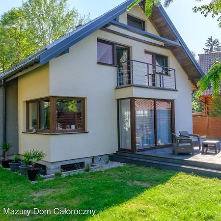 Czarny Kot Mazury Dom Caloroczny Villa Malkinie Bagian luar foto