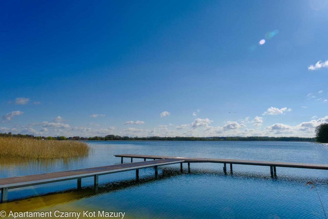 Czarny Kot Mazury Dom Caloroczny Villa Malkinie Bagian luar foto
